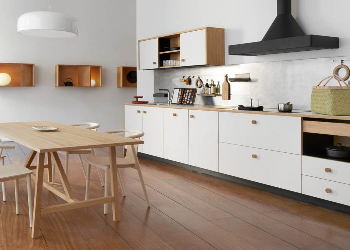 Gallery_Cucina_0004_lepic-kitchen-design-jasper-morrison-versatile-schiffini-wood-laminate_dezeen_1568_0.jpg